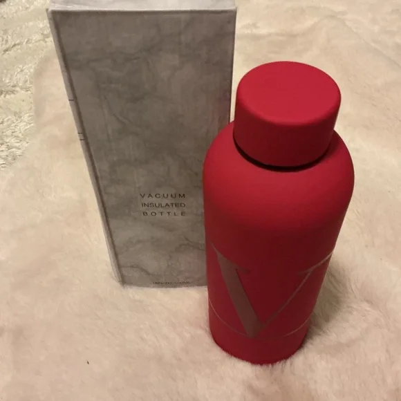 GWP VALENTINO WATER BOTTLE 16oz. Comes with gift box. - Picture 2 of 2